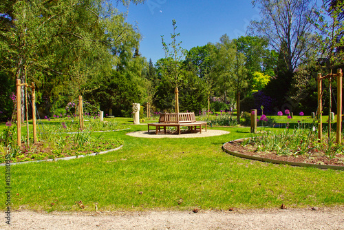 Ruhebank Friedhof Ohlsdorf photo