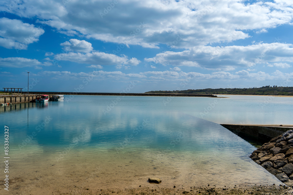 Fototapeta premium 波照間島 青い海と空