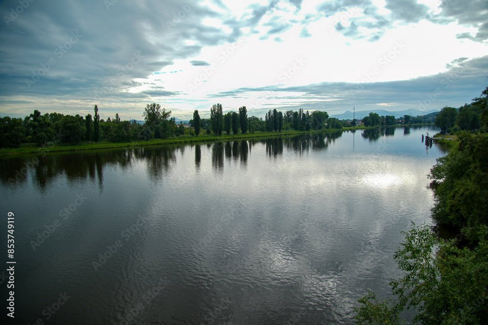 Leitmeritz Litomerice Tschechien und Fluss Elbe Leitmeritz Litomerice Tschechien und Fluss Elbe