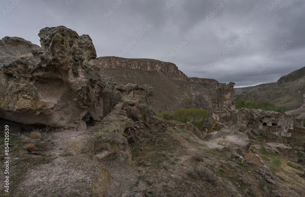 historic cave church ruin in Soğanlı Ören Yeri cappadocia
historic cave church ruin in Soğanlı Ören Yeri cappadocia