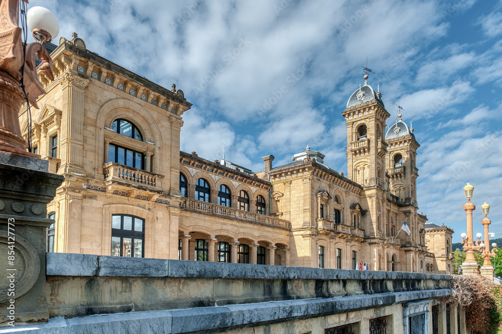 Guipuzcoa is a Spanish territory and one of the three provinces that form the autonomous community of the Basque Country. Guipuzcoa is a Spanish territory and one of the three provinces that form the autonomous community of the Basque Country.