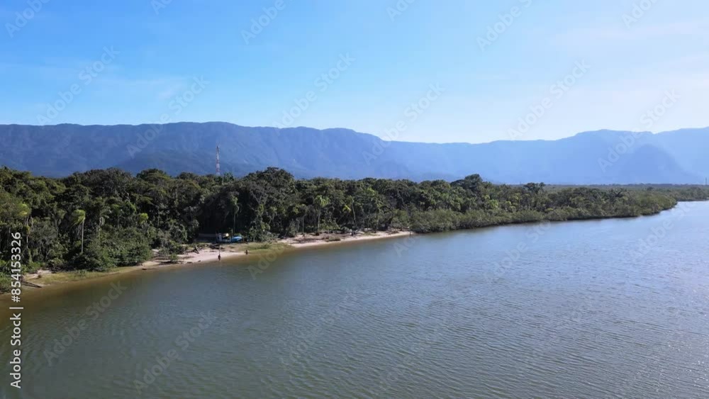 Beleza encantadora do Rio Guaratuba - São Paulo - Brasil Beleza encantadora do Rio Guaratuba - São Paulo - Brasil