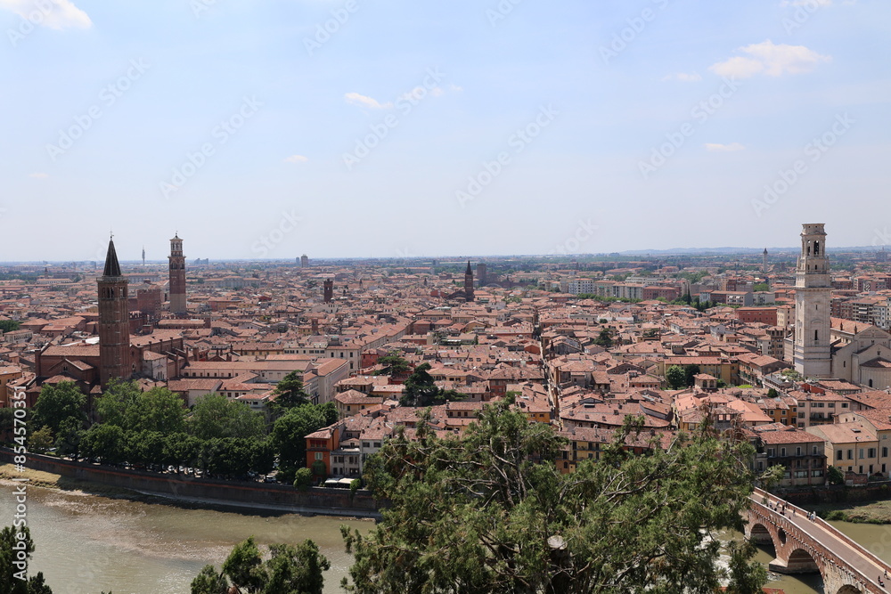 Blick in die Historische Altstadt von Verona in Italien Blick in die Historische Altstadt von Verona in Italien
