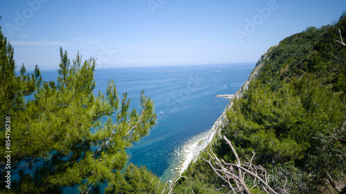 Il mare visto dal Parco del Cardeto in Ancona