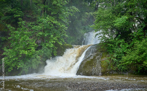 Weissach cascade in the All...