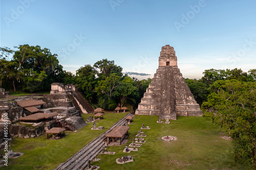 Картината върху платно view to the ruins of Tikal in Guatemala pyramid jaguar