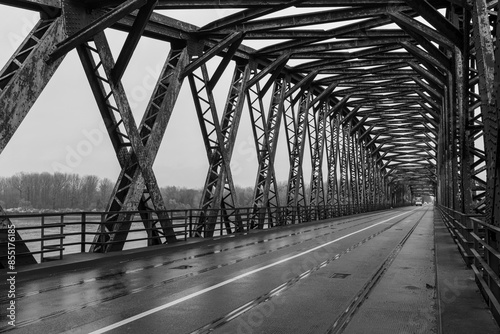 Alte Eisenbahn-Rheinbrücke