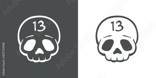 Símbolo pirata. Mala suerte. Logo de calavera humana con número 13 para invitaciones y tarjetas de Halloween