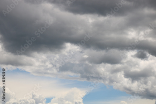 Gewitterwolken im Anmarsch photo