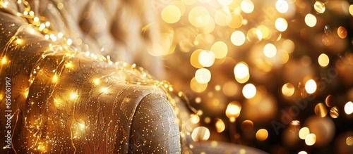 sparkling gold christmas ga...