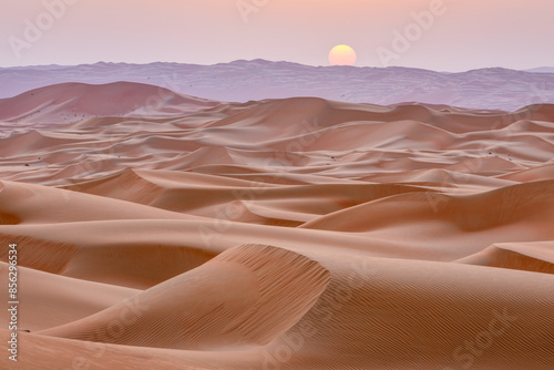 Rub' al Khali desert at sunset, Abu Dhabi, United Arab Emirates	