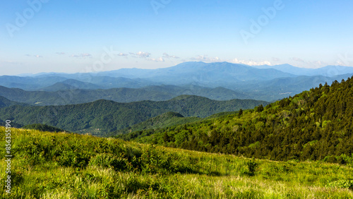 Obraz na plátne A view of the Blue Ridge mountains from the Appalachian Trail atop Round Bald in Tennessee-North Carolina