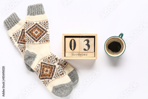 Warm socks with cube calend...