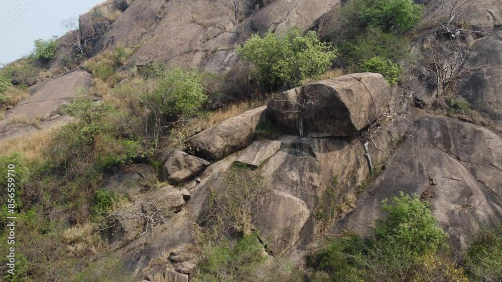 The temple is placed on the hill, it is Jaichandi Hill in West Bengal. The temple is placed on the hill, it is Jaichandi Hill in West Bengal.