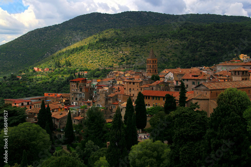 Canvas Print View of the historic part of the city of Tivoli (Italy) with the bell tower of t