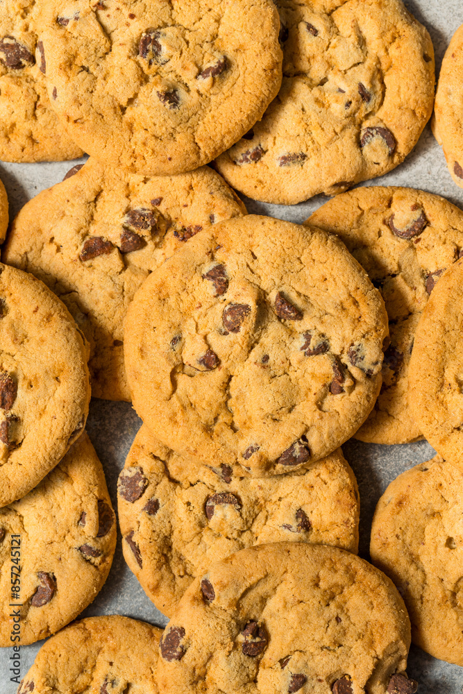 Naklejka premium Warm Gooey Chocolate Chip Cookies