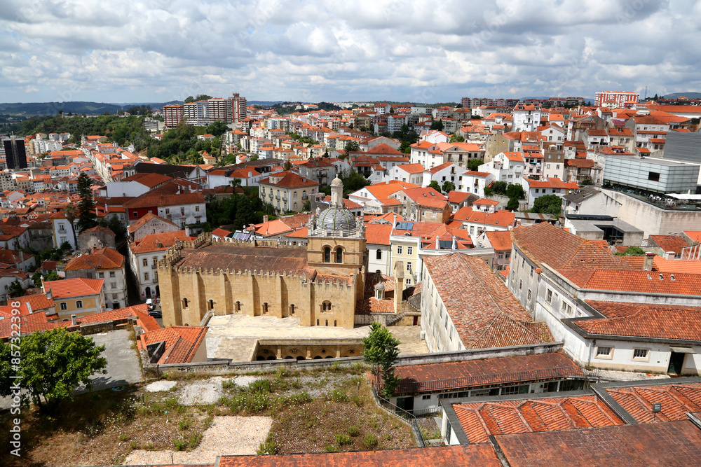Obraz premium Cityscape Coimbra with cathedral in Coimbra, Portugal
