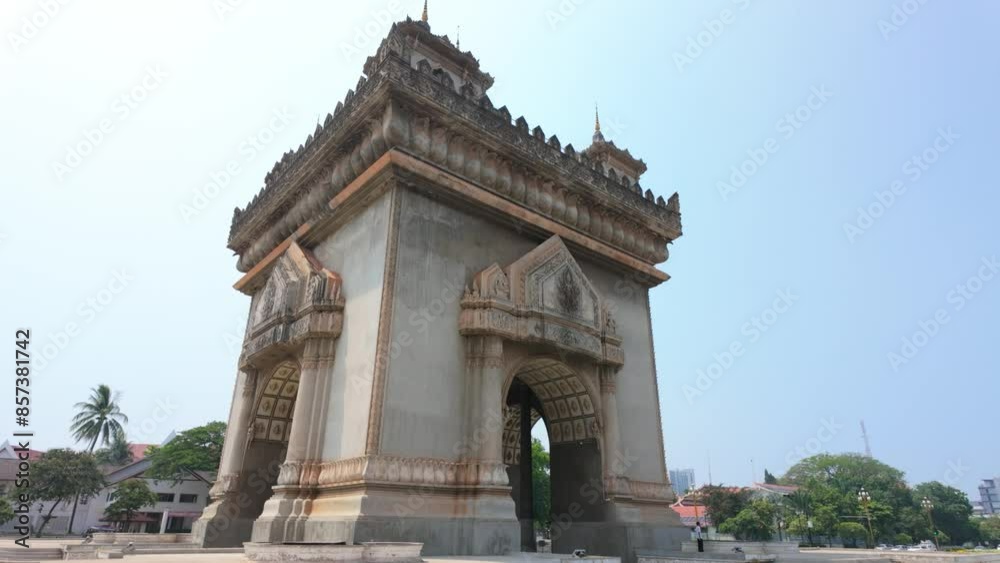 Patuxai Victory Arch: Iconic Landmark in Laos Patuxai Victory Arch: Iconic Landmark in Laos