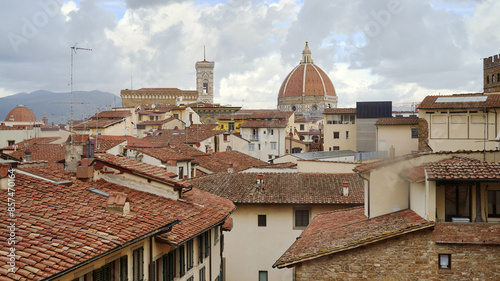 Obraz na płótnie View of Florence, Italy over the tiled roofs w salonie