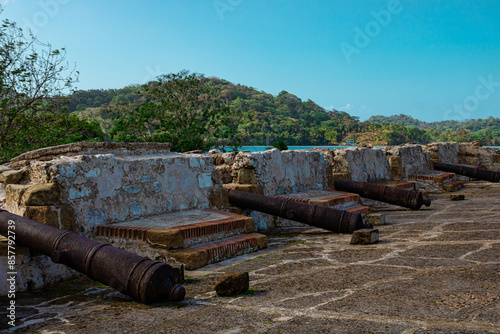 Portobelo, Colón, Panama, fuerte, ruinas, fortificaciones, bateria de santiago, caribe, historia 