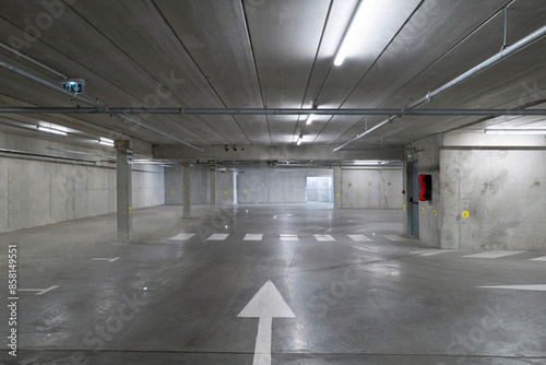 parking sous terrain pour insertion de pack shot