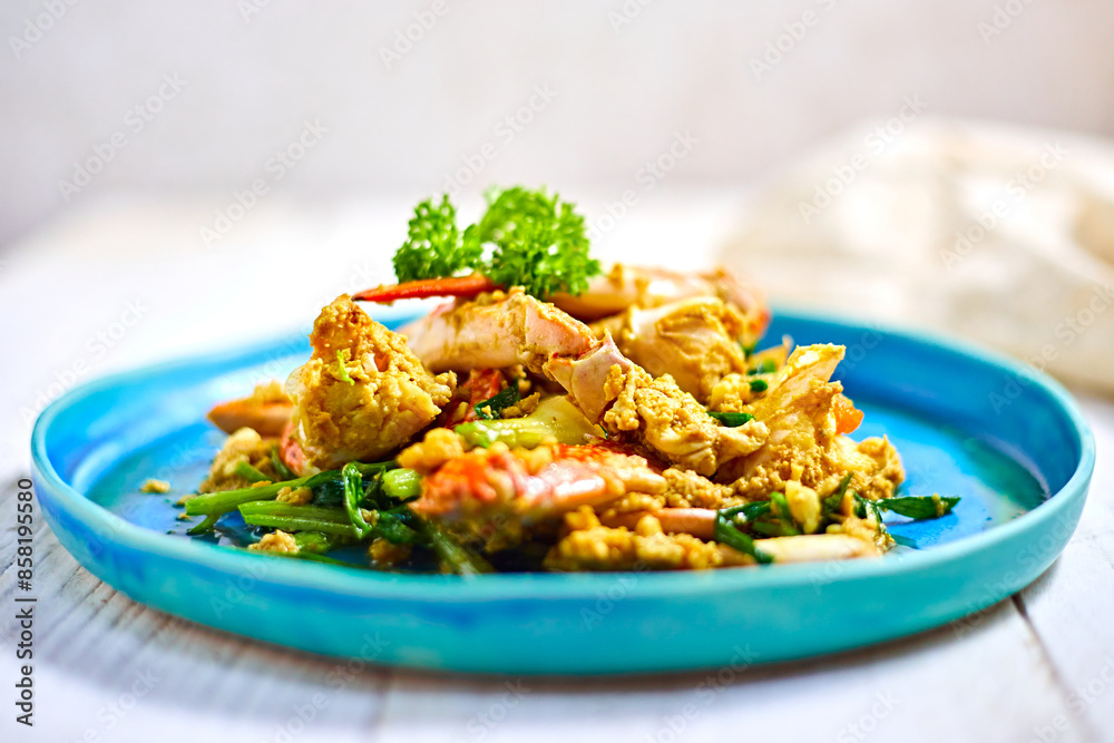 Stir Fried Crab in Curry Powder, yellow curry Stir Fried Crab in Curry Powder, yellow curry