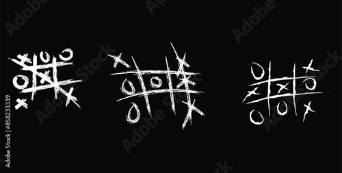 Tic tac toe xo game hand drawn grid doodle template vector illustration set .ep10