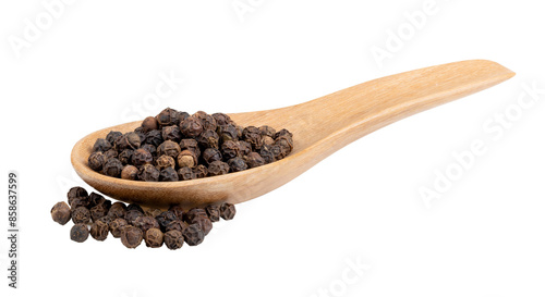 black pepper in spoon on transparent png © Chaaim