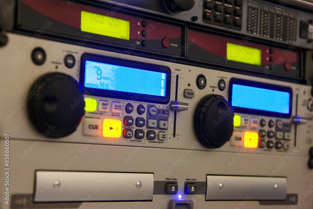 Obraz premium knobs audio equipment player, panel equalizer amplifier