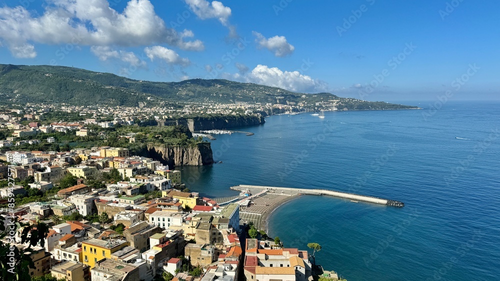 Obraz premium Landscape of Sorrento at Mediterranean Sea in Italy