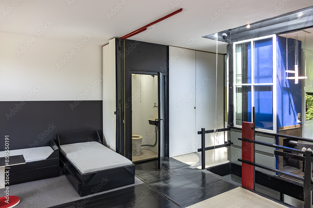 Interior of Rietveld Schroder House (1925): historic home architecture ...