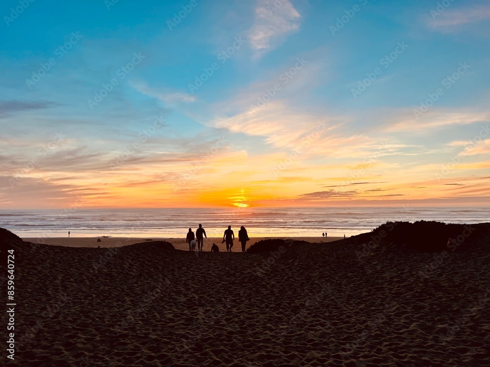 Sunset at Ocean Beach Sunset at Ocean Beach