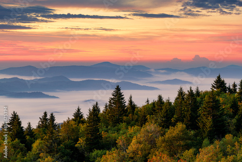 Photography Scenic sunrise view overlooking the Blue Ridge Mountains of North Caolina