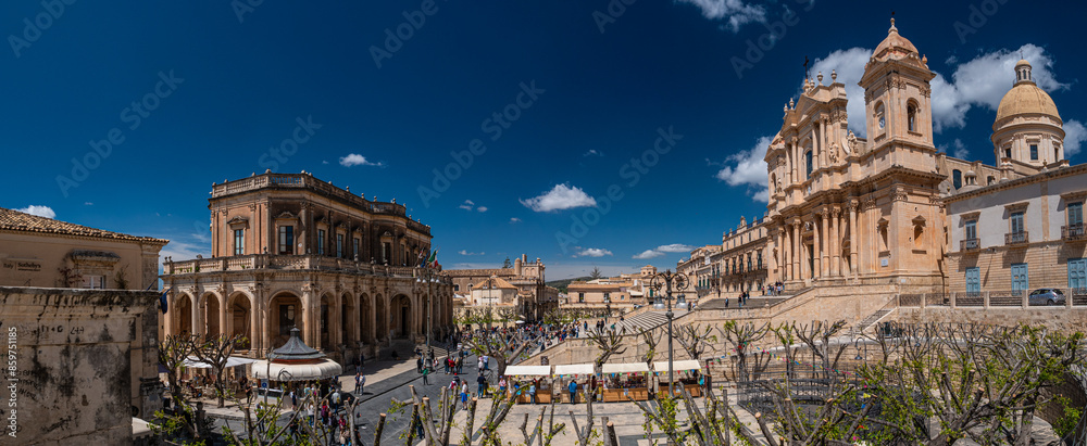 Fototapeta premium Panoramic view of Piazza del Duomo in Noto, Syracuse