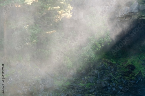 Konstfotografi Water vapor emitted by the waterfall