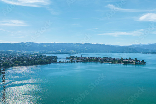 Blick auf das bayerische Ufer des Bodensee bei Bad Schachen im Sommer