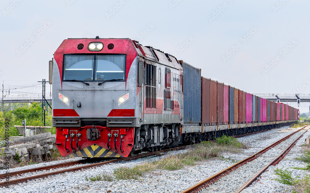 freight Container train num 841 at Don Si Non, Nong Tin Nok, Ban Pho, Chachoengsao freight Container train num 841 at Don Si Non, Nong Tin Nok, Ban Pho, Chachoengsao