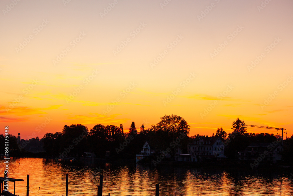 Obraz premium Wonderful sunset in Lindau at the Lake Constance in Germany
