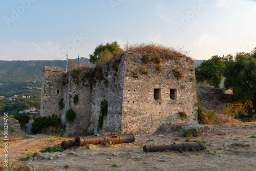 Obraz na płótnie The Venetian castle of Parga, Greece w salonie