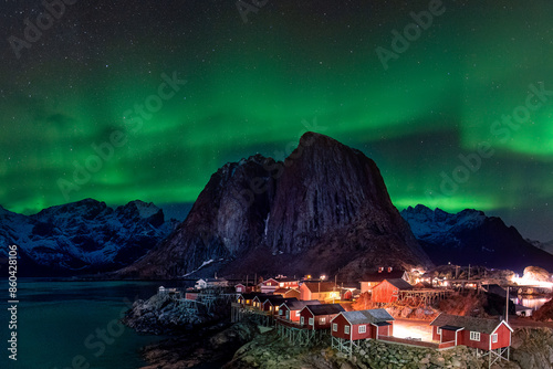 Norway, Lofoten, Hamoy aurora boreale