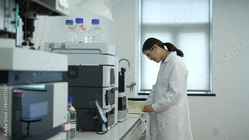 Wallpaper Mural doctor working on computer in lab Torontodigital.ca