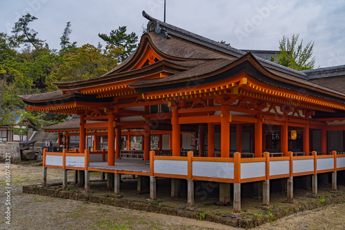 日本の広島にある、厳島神社の風景