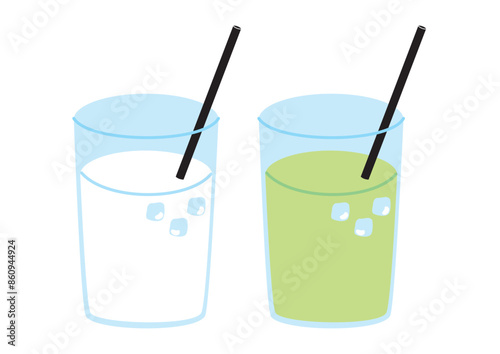 白い飲み物と緑色の飲み物