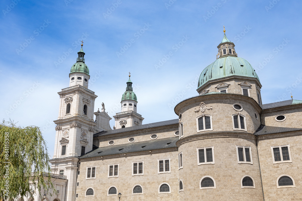 Dom zu Salzburg in der Altstadt von Salzburg Dom zu Salzburg in der Altstadt von Salzburg