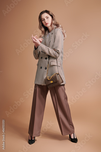 elegant women fashion
