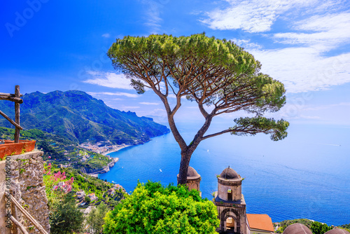 Obraz na płótnie Amalfi Coast, Italy. View of the Amalfi Coast from Ravello village. w salonie