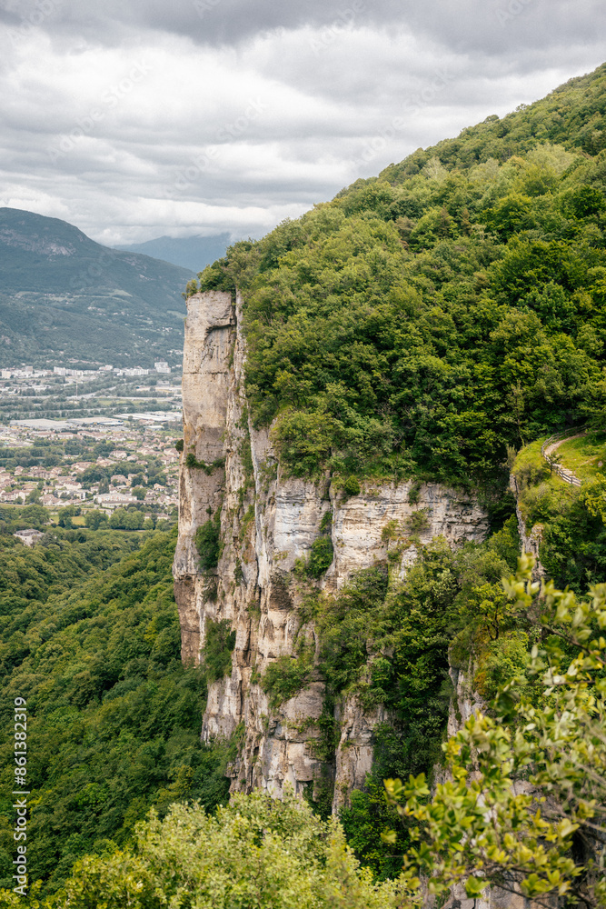 view from the top of the mountain, rock wall, cliff, rock climbing wall view from the top of the mountain, rock wall, cliff, rock climbing wall