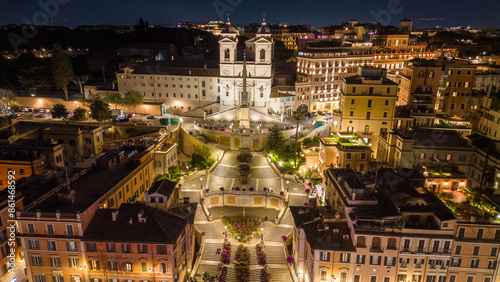Φωτογραφία Beautiful Aerial View Above Spanish Steps in Rome's Historic City Centre at Nigh