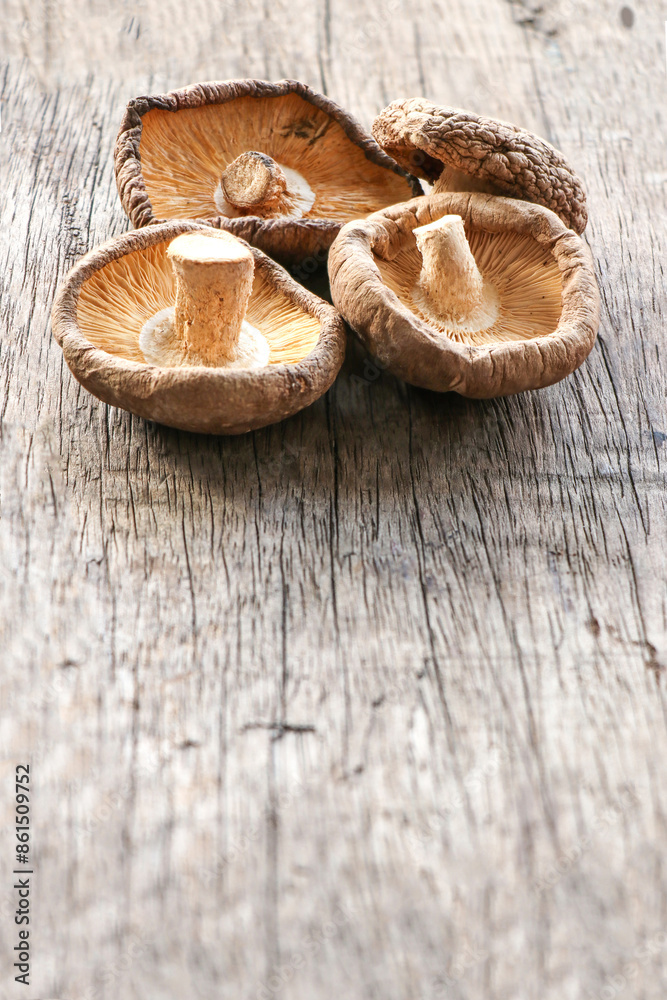 Fototapeta premium Shiitake mushroom on wooden table