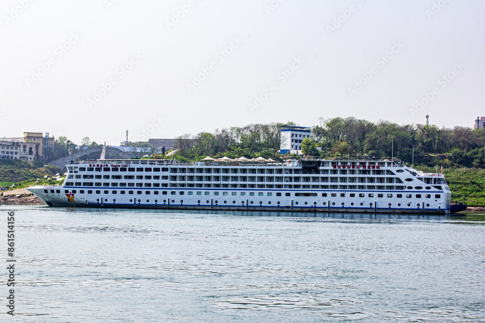 River cruise, sightseeing tour, relaxing leisure River cruise, sightseeing tour, relaxing leisure